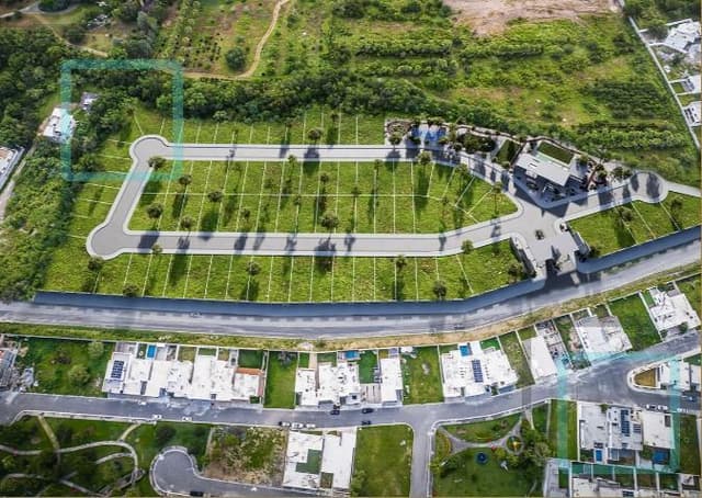 TERRENO RESIDENCIAL EN VENTA EL YERBANIZ ZONA CARRETERA NACIONAL SANTIAGO