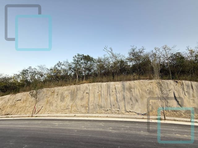 TERRENO ASCENDENTE EN VENTA SIERRA ALTA CARRETERA NACIONAL MONTERREY