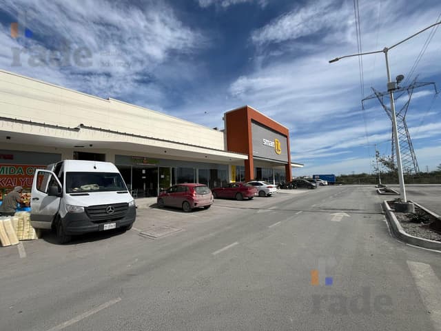 Local en Renta en Col. El Jaral Carmen NL.