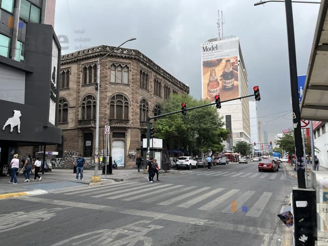 Padre Mier esq Galeana