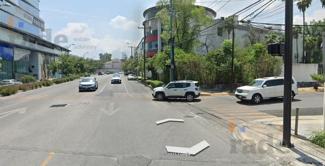 Terreno en esquina en RENTA en Rio Missouri, San Pedro Garza Garcia