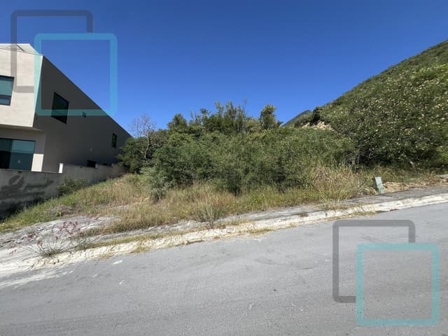 TERRENO RESIDENCIAL EN VENTA ZONA CARRETERA NACIONAL MONTERREY