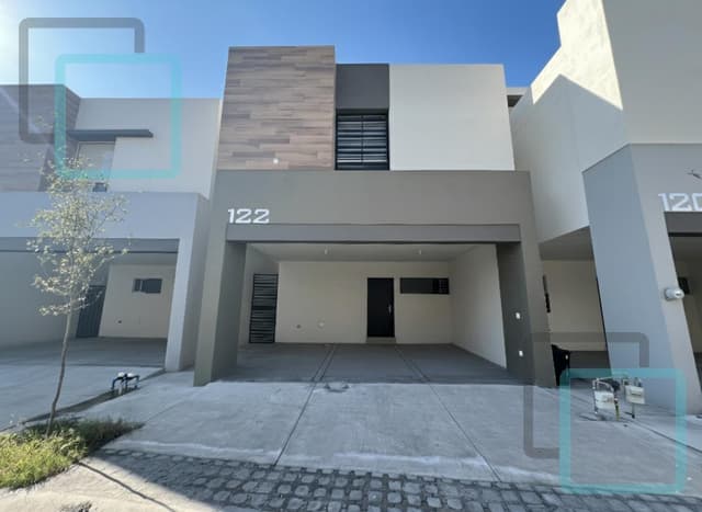 CASA EN RENTA FRACCIONAMIENTO MONETTA ZONA APODACA