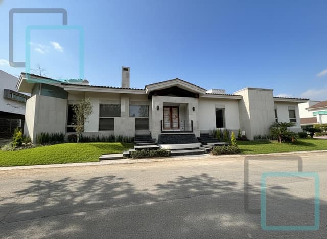 CASA EN VENTA LAS MISIONES ZONA CARRETERA NACIONAL SANTIAGO