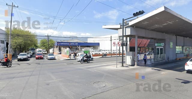 Terreno en Mitras Centro