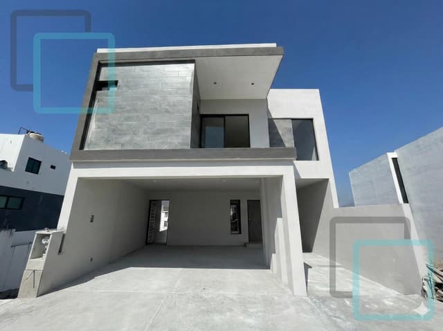 CASA EN VENTA ALAMO SUR ZONA CARRETERA NACIONAL SANTIAGO