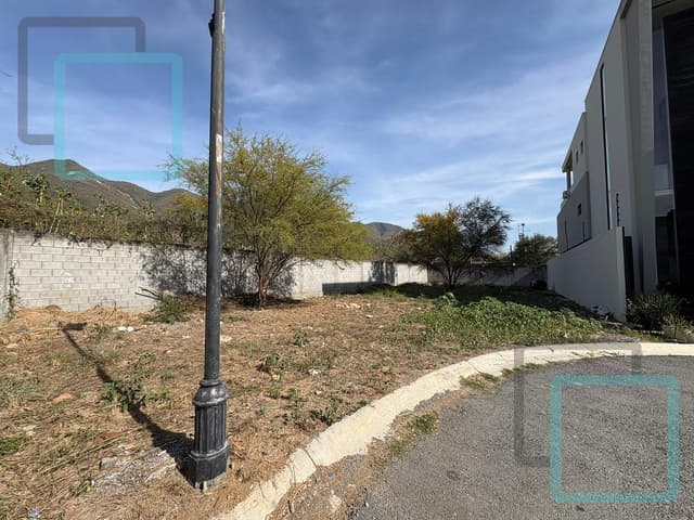 TERRENO RESIDENCIAL EN VENTA LA JOYA ZONA CARRETERA NACIONAL MONTERREY