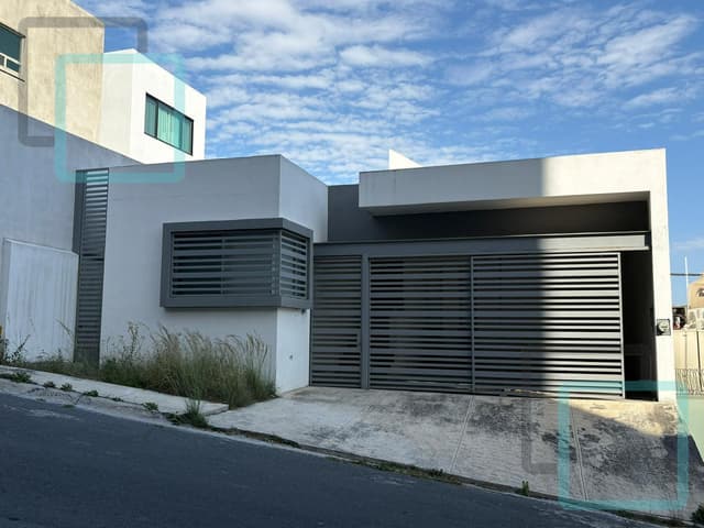 CASA EN VENTA LOMAS DE MONTECRISTO ZONA MONTERREY