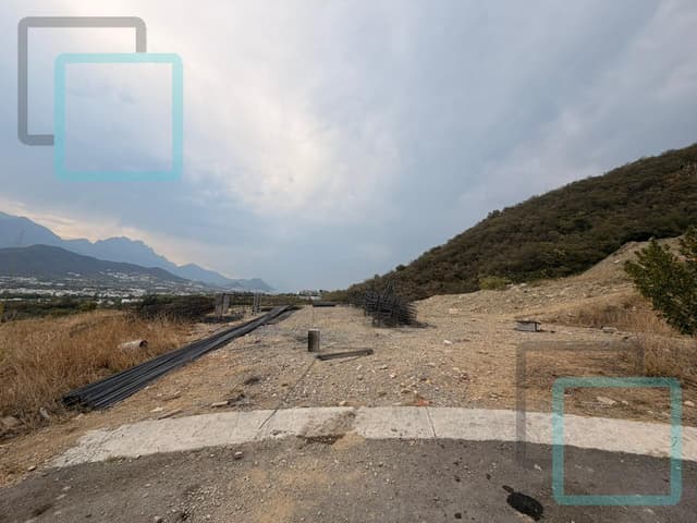 TERRENO RESIDENCIAL EN VENTA CASTAÑOS DEL VERGEL ZONA CARRETERA NACIONAL MONTERREY