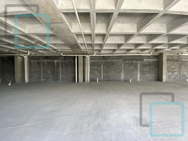 LOCAL COMERCIAL EN RENTA EN LA RIOJA ZONA CARRETERA NACIONAL MONTERREY