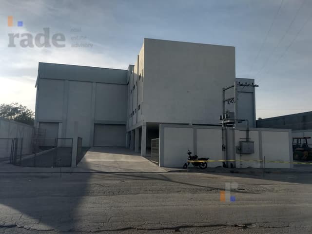 BODEGA COMERCIAL EN RENTA EN SAN NICOLAS