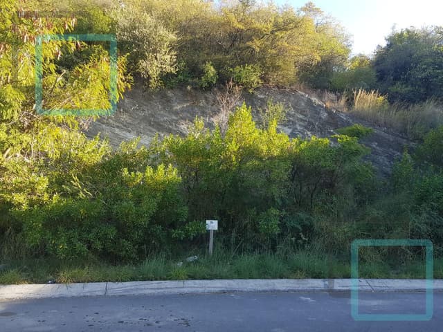 TERRENO EN VENTA LAS AGUILAS ZONA CONTRY GUADALUPE