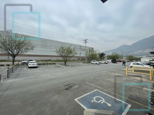 BODEGA INDUSTRIAL EN VENTA EN LA ZONA DE SANTA CATARINA