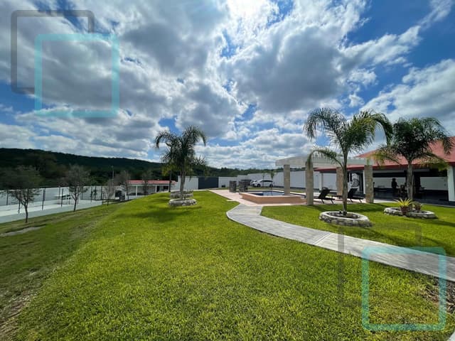 QUINTA EN VENTA COLONIA LOMAS DEL RIO ZONA MONTEMORELOS