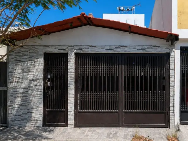 Las Yucas, Apodaca