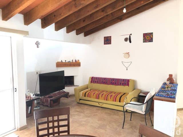 Casa de campo en venta Fraccionamiento Residencial Tequisquiapan 3 recamaras patio trasero