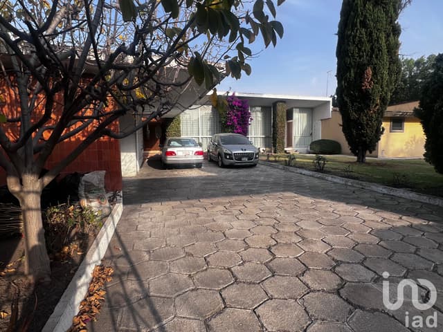 Casa en Venta en Bosques de la Calera