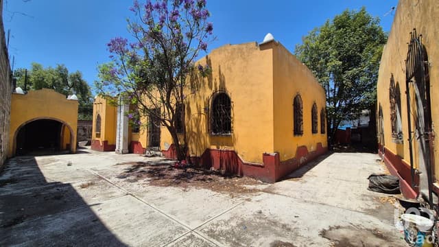 Casa en venta en esquina para proyecto de construcción