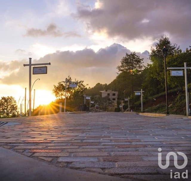 Construye tu Hogar en las Nubes! Terrenos en Venta 354.45 mt2