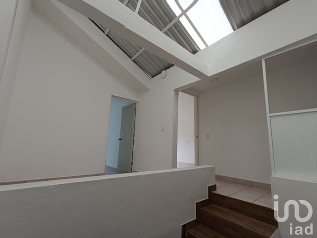 Casa totalmente remodelada a minutos del Libramiento Sur Poniente – como nueva