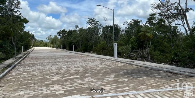 Ultimo Lote en esquina en Desarrollo Residencial en Tulum