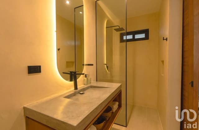 Estudio en RENTA en espectacular Condo