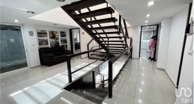 Venta de Edificio en Av. Coyoacán, Col. Del Valle, con uso de suelo HM/ 3/ 20