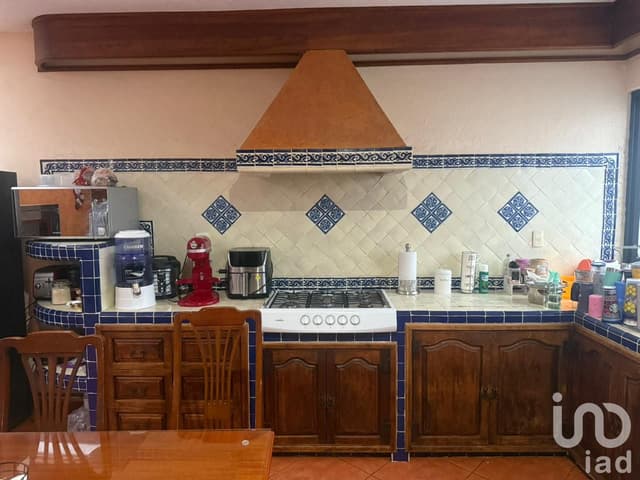 EN VENTA CASA SOLA EN OCOTEPEC.