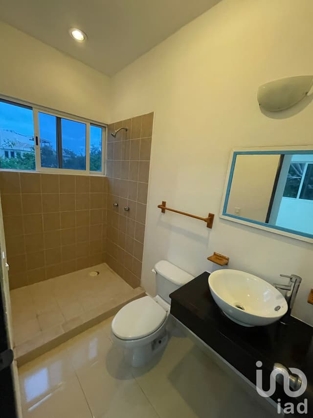 Casa en venta cerca de Puerto Aventuras, marina, playa y golf ideal para Airbnb o retiro