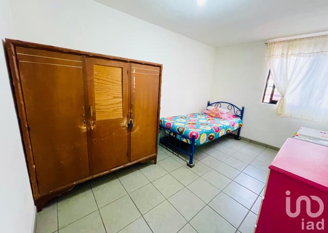 Departamento en Venta, Sin Estacionamiento, cerca Metro San Joaquín