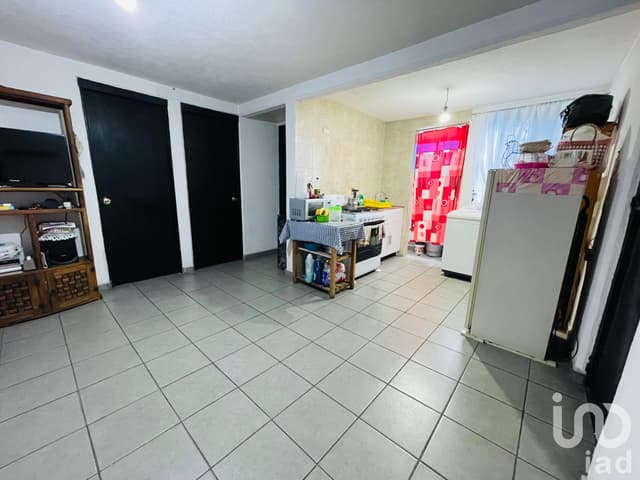 Departamento en Venta, Sin Estacionamiento, cerca Metro San Joaquín