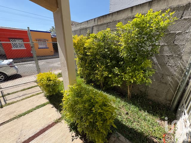 SE VENDE CASA EN VILLA MAGNA MORELIA SALIA A CAPULA