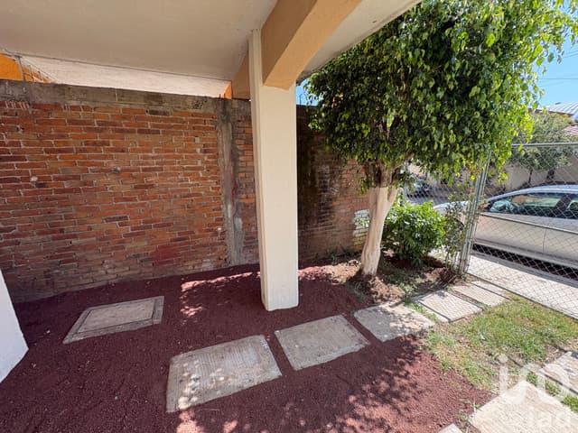 SE VENDE CASA EN VILLA MAGNA MORELIA SALIA A CAPULA