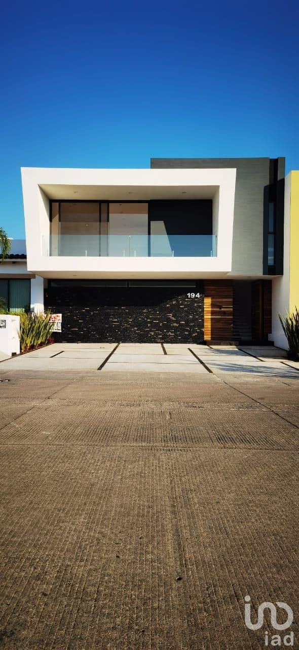 SE VENDE CASA EN FRACC. HACIENDA DEL MONTE EN JESUS DEL MONTE MORELIA