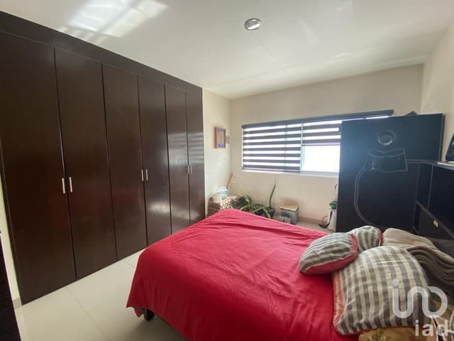 EN VENTA AMPLIA CASA EN CONDOMINIO RUSCELLO, AGUASCALIENTES