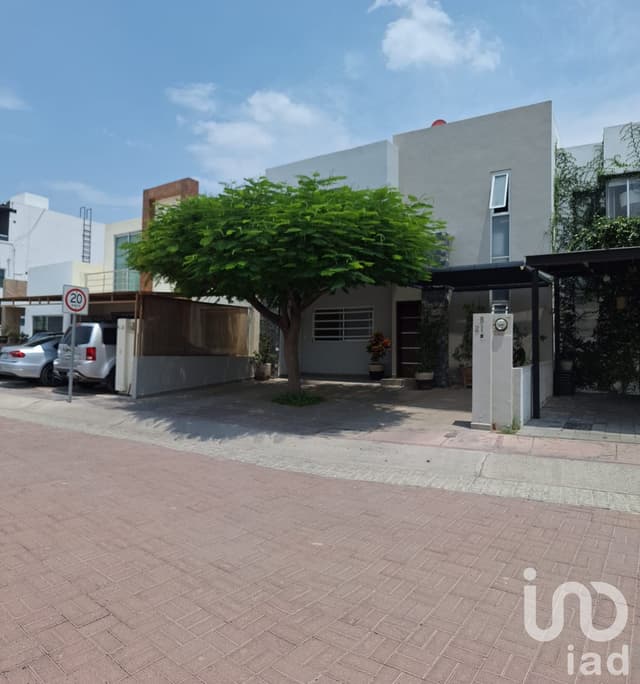 Casa en Venta en Fraccionamiento San Jerónimo, Corregidora, Querétaro.