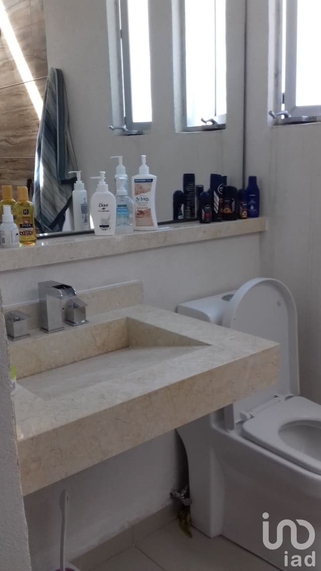 Casa en Venta en Vista Dorada, Querétaro, Querétaro