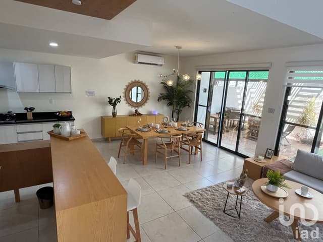 Casa de Lujo con 3 Recámaras cerca de Arbolada