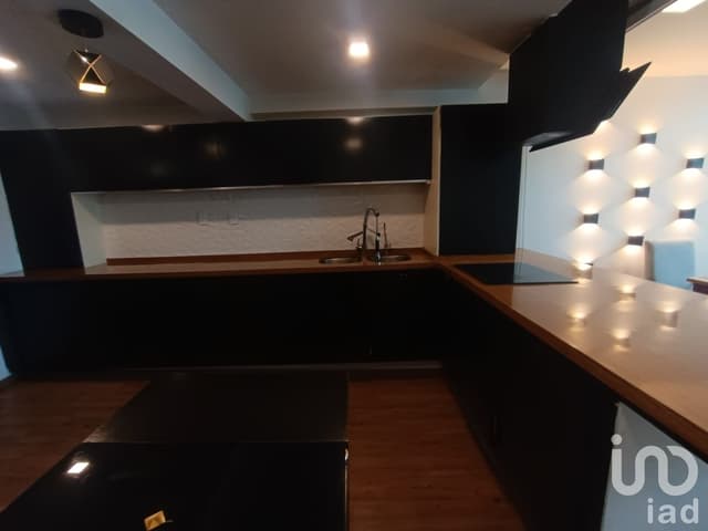 Edificio en Venta de 4 pisos para oficinas Col. Avante