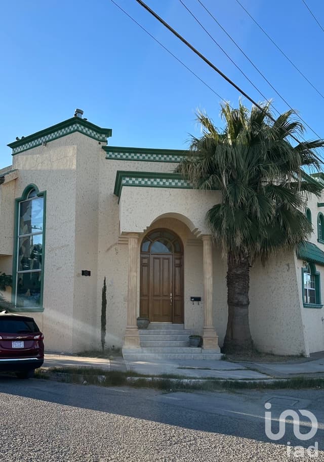 Venta de Casa en Fracc. Rincones de San Marcos en Cd. Juarez