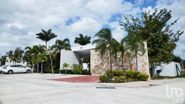 CASA DE 4 RECAMARAS EN PRIVADA, EN CHOLUL, MÉRIDA, YUCATÁN