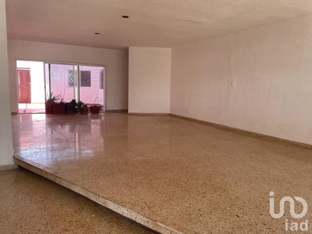 CASA EN VENTA CON 4 RECAMARAS EN ESQUINA EN MERIDA YUCATAN