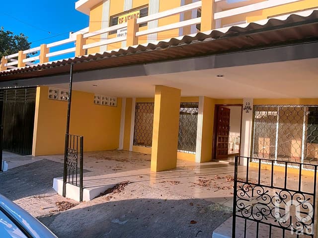 CASA EN VENTA EN LA COLONIA NUEVA ALEMAN, MERIDA, YUCATÁN 4 RECAMARAS