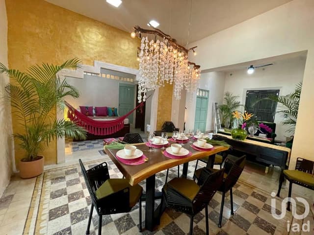 CASA RENOVADA EN EL CENTRO DE MERIDA YUCATAN