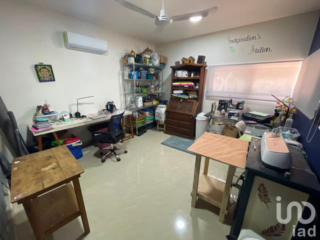 CASA EN VENTA EN CONKAL, MÉRIDA, YUCATÁN DE 3 RECAMARAS CON PANELES SOLARES