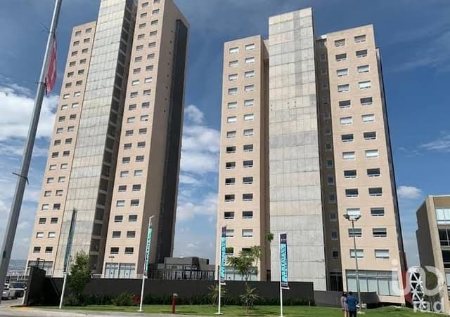 RENTO OFICINA O CONSULTORIOS QUERETARO LEVANT DIAMANTE