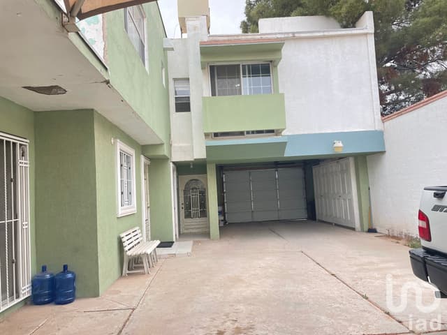 Se vende casa en Frac Villas del Bravo en Cd Juarez