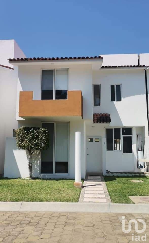 Casa en Acapulco Diamante a un costado de centros comerciales