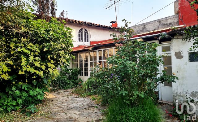 CASA a RENOVAR en VENTA en SAN LORENZO ACOPILCO