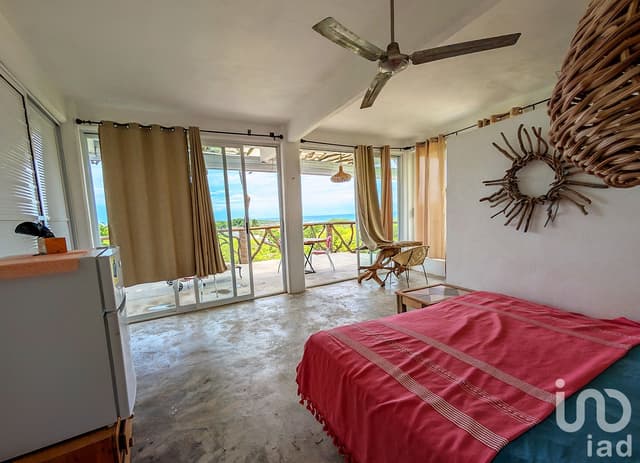 CASA EN VENTA EN LINDA VISTA, PUERTO ESCONDIDO